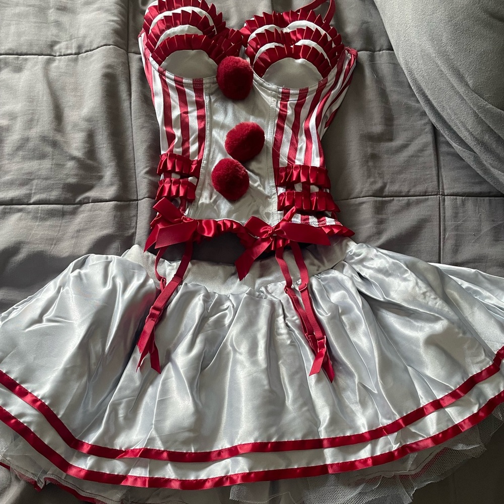 Pennywise costume